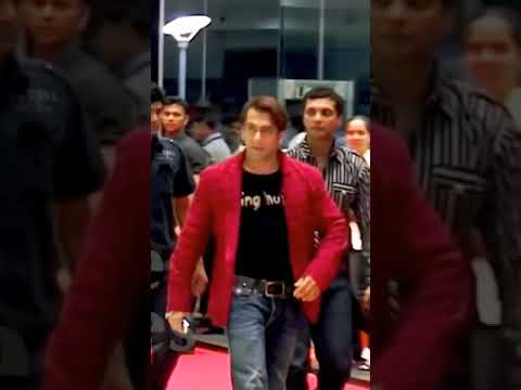 Salman Khan Walking Style Full Screen Whatsapp Status #shorts