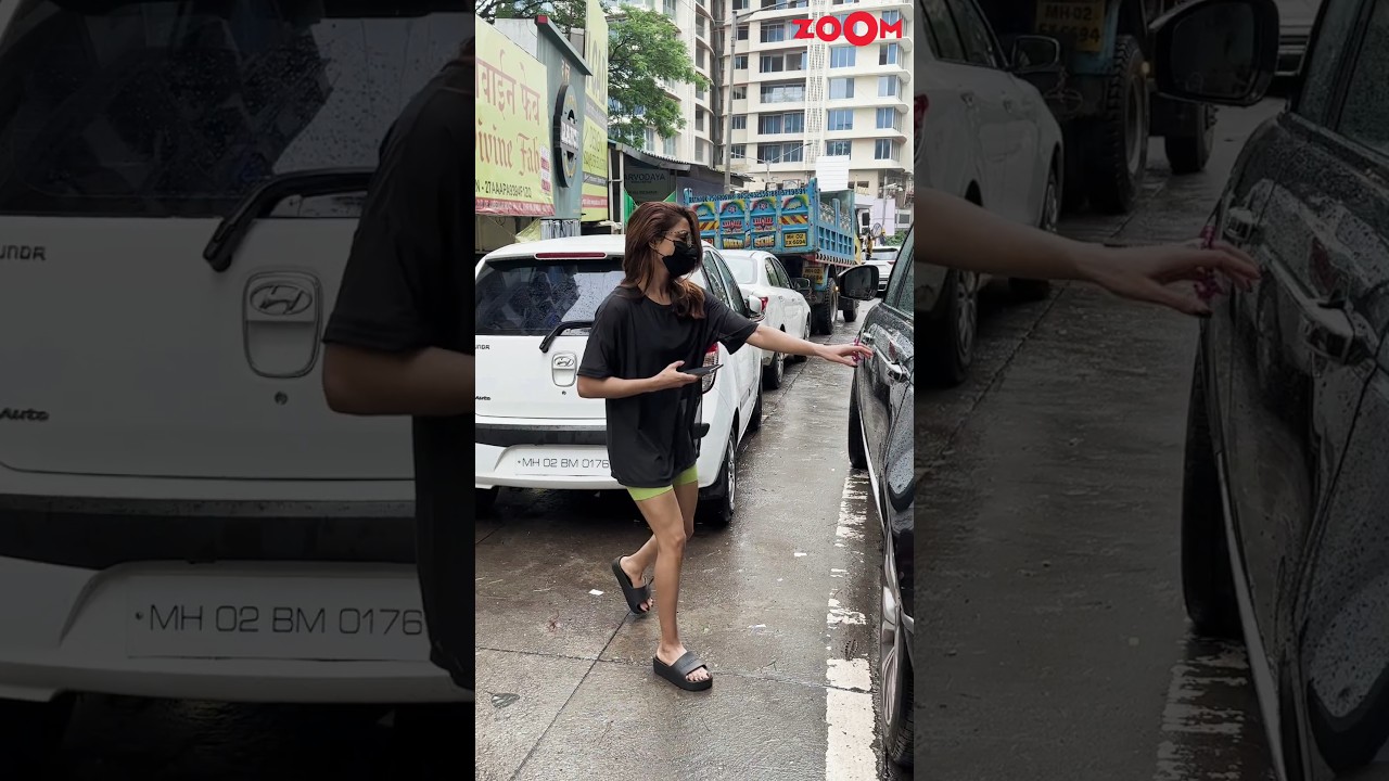 Samantha Ruth Prabhu IGNORES paps and walks away 😱 #shorts #samantharuthprabhu