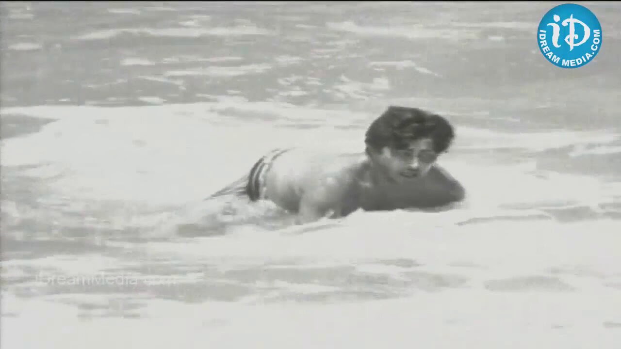 same scene done by three  heros 1.kantha rao,2.richard chamberlain,3.chiranjeevi.