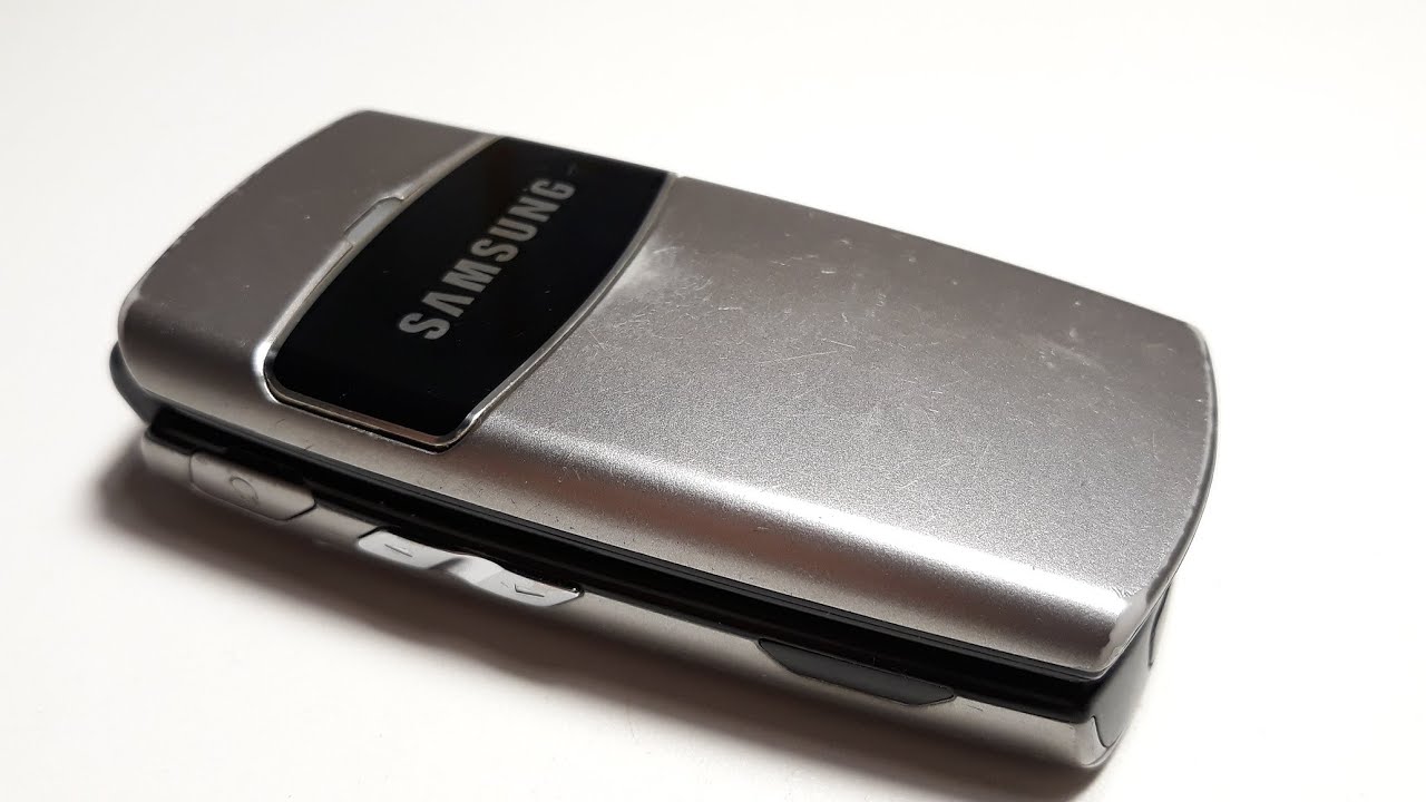 Samsung X200 Silver - сбалансированный во всех отношениях телефон c привлекательным дизайном
