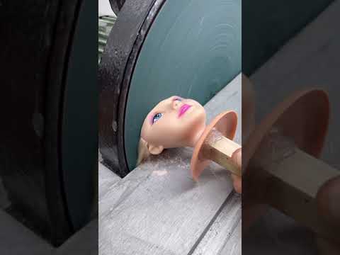 Sander VS Barbie Head