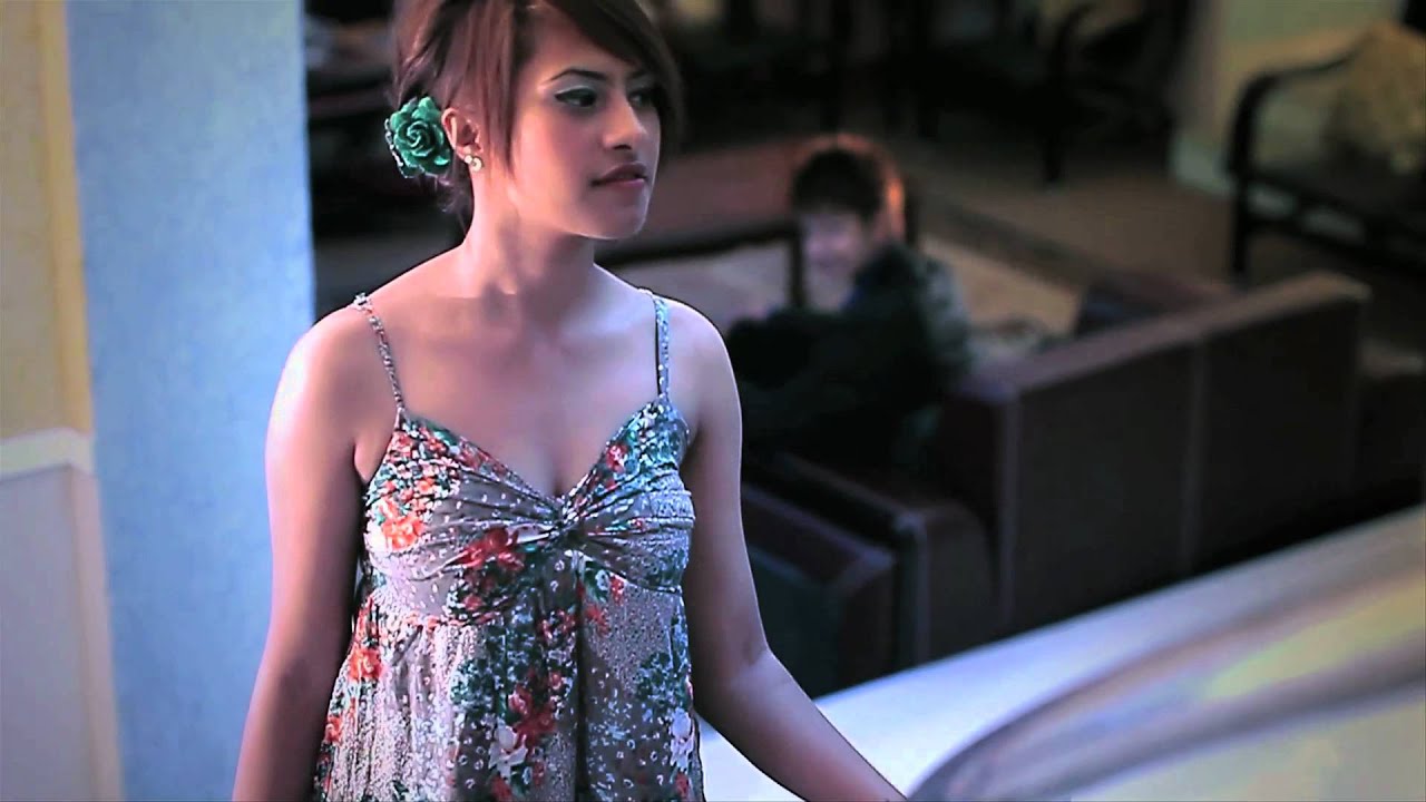 Sandhya Dahal, Anil Ghimire & Susan Tamang - Nideri Raatma (Official Music Video HD)