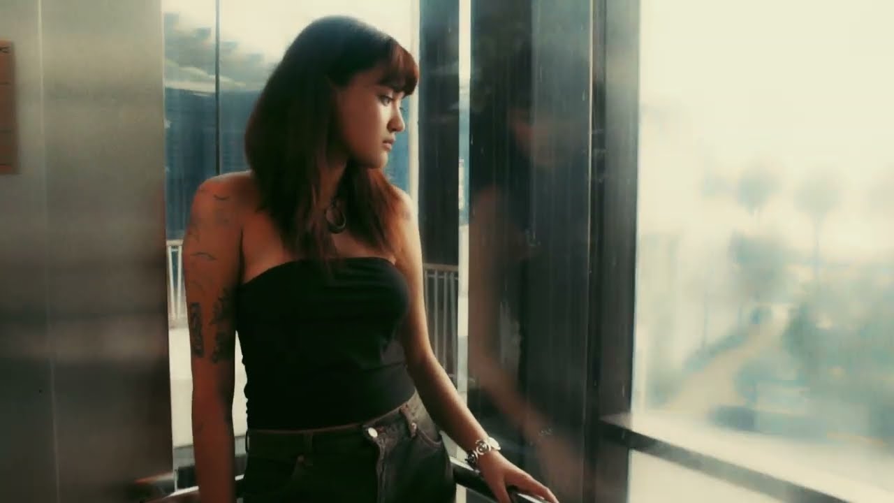 Saneh Wansook - เหลิง (Official Video)