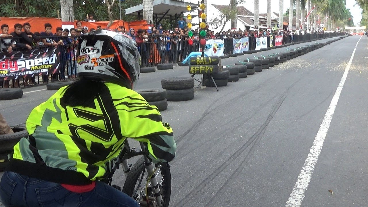 santy ms dapat mukjizat.!! mana mungkin tembus 6,1 detik 201m