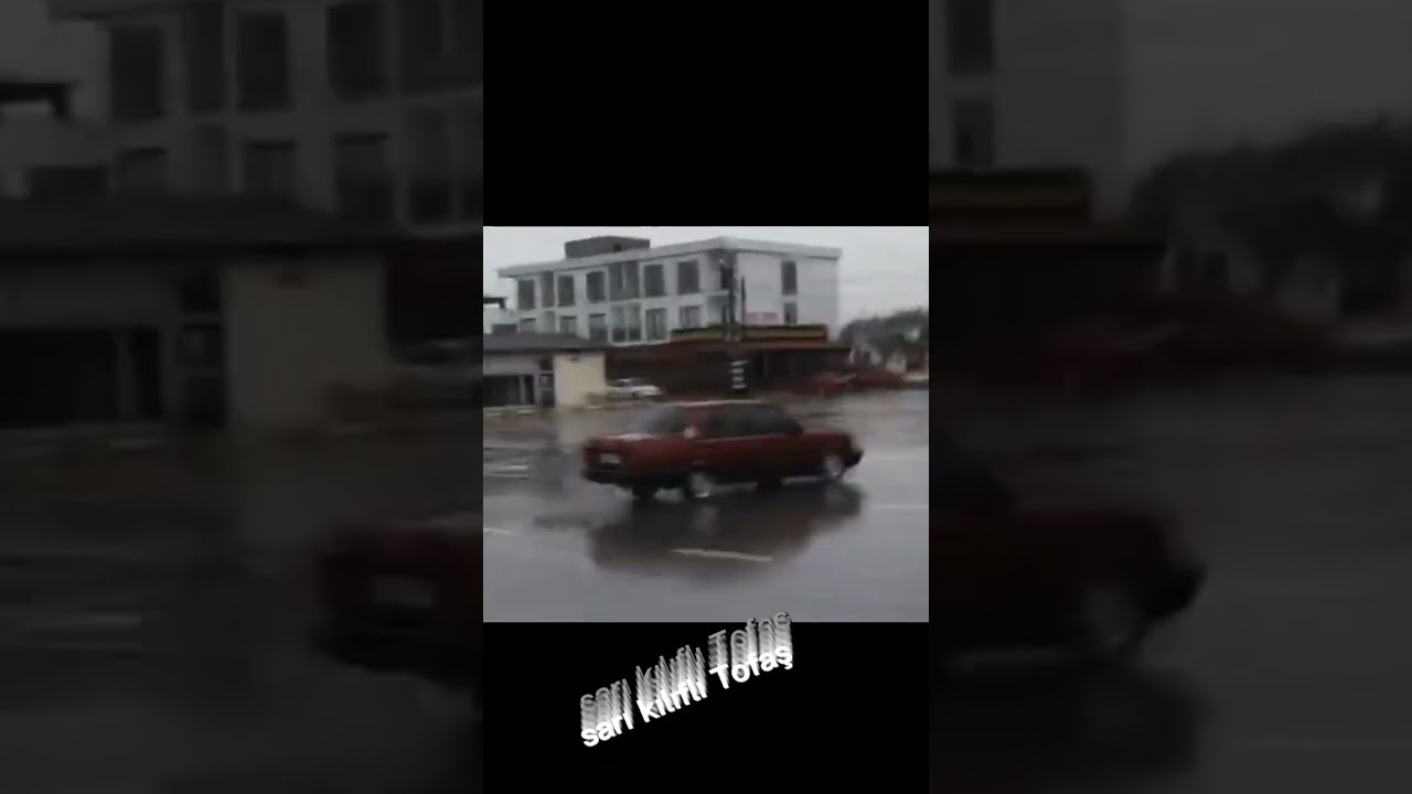 sarı kılıflı Tofaş:)şarkının adını bilenler yoruma sabitlicem