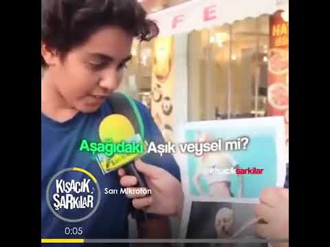 Sarı mikrofon | Bunlar Kim | Aleyna TİLKİ ve Neşet ERTAŞ