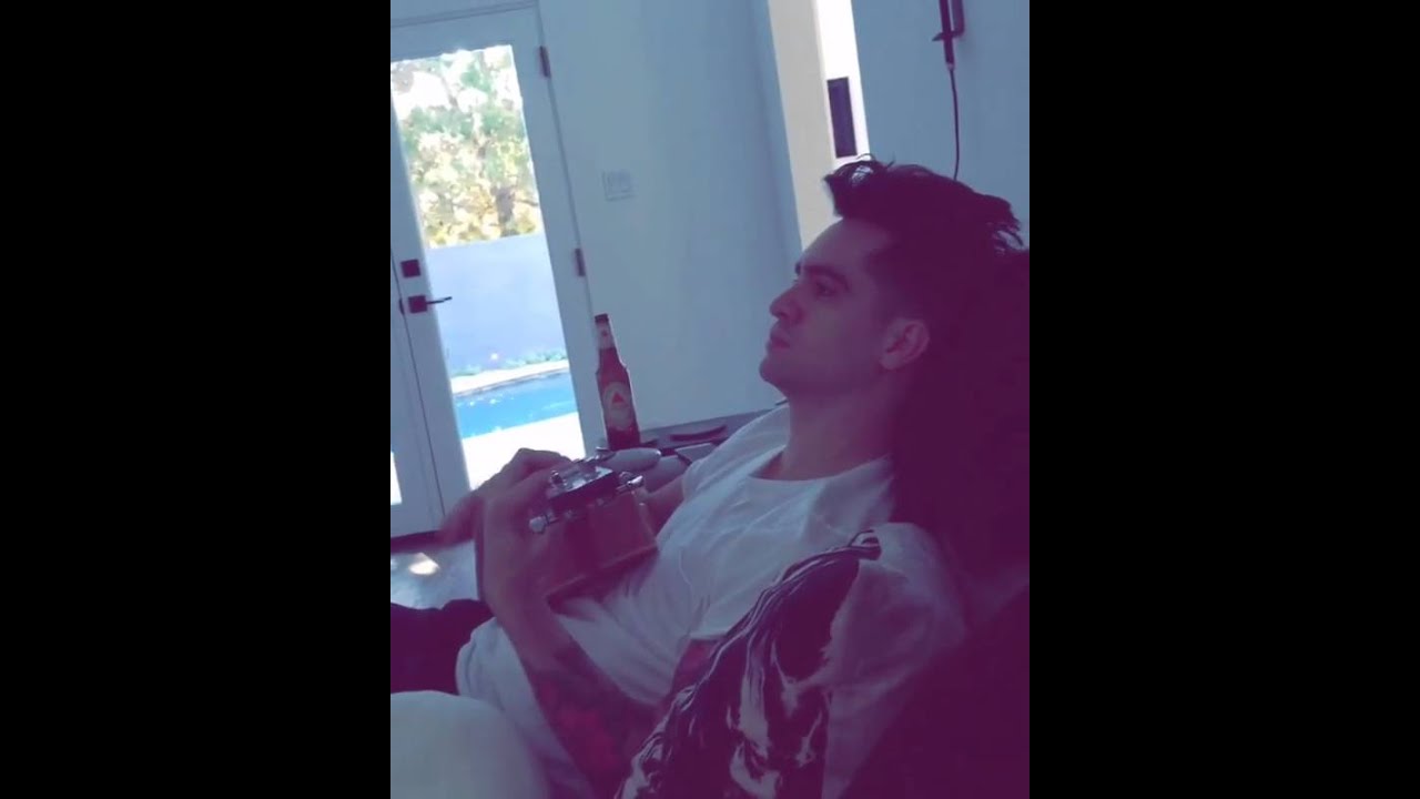Sarah Urie: Be still my heart.