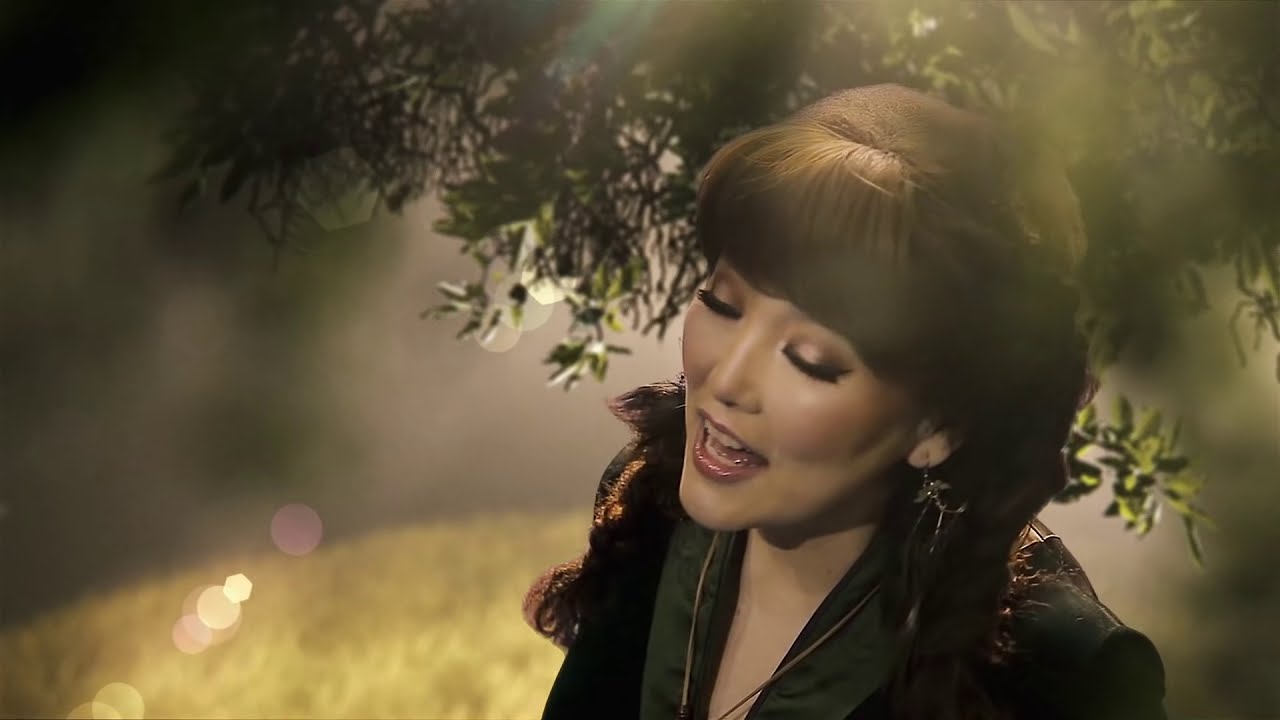 Sarantuya - Khavriin gants ulias ft. Choi Joo
