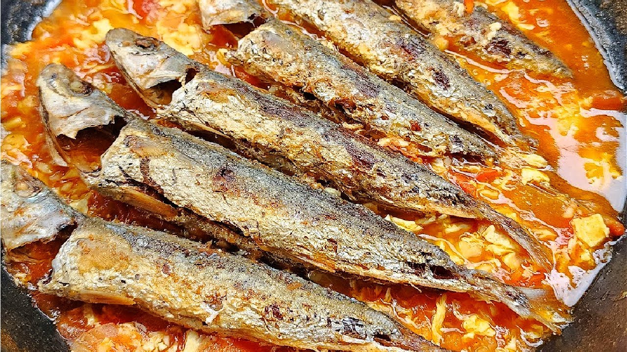 Sarciadong Galunggong: A Classic Filipino Comfort Dish