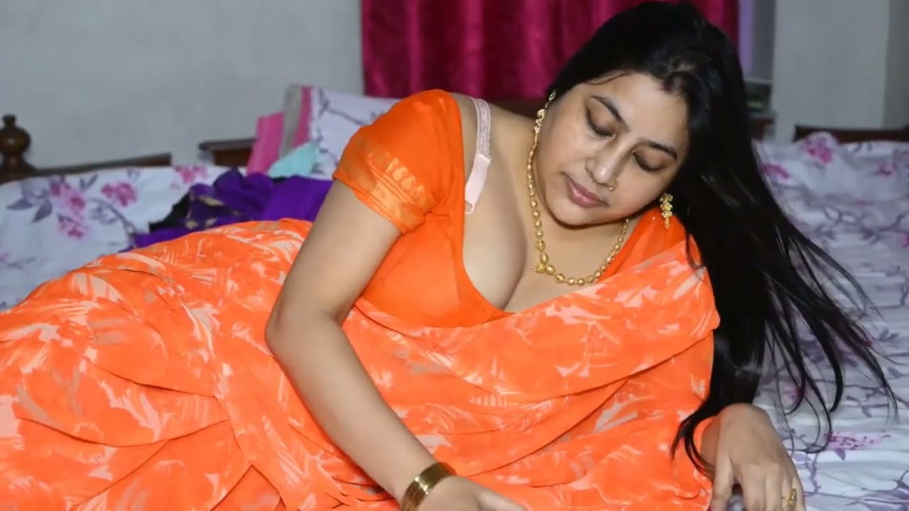 saree lover aunty 2024 | aunty hot saree | saree fashion hot | aunty hot saree | sexy hot saree 20