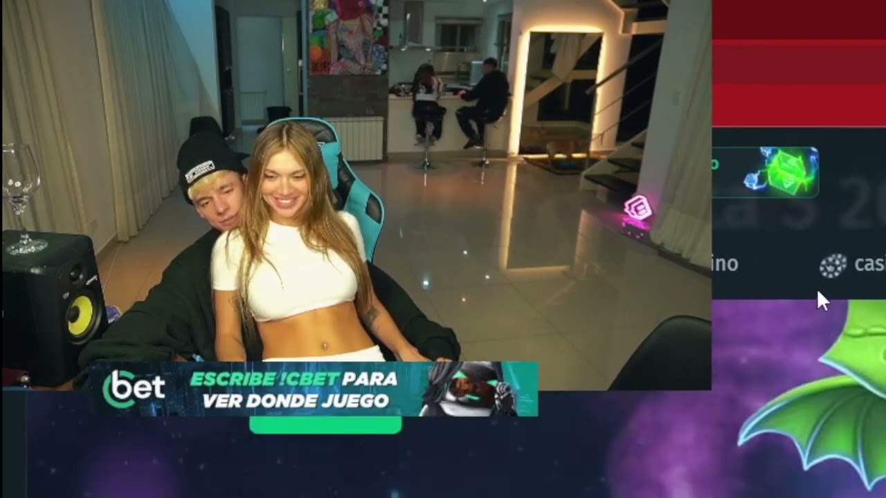 SASHA LO HACE CORTAR STREAM A OKY PARA IR A LA CAMA
