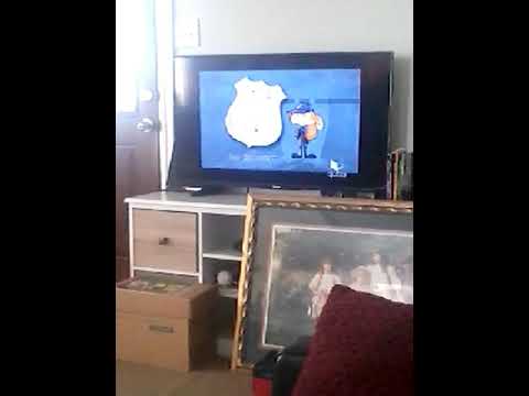 Scaredy squirrel (shop cop.) First 5 minutes.