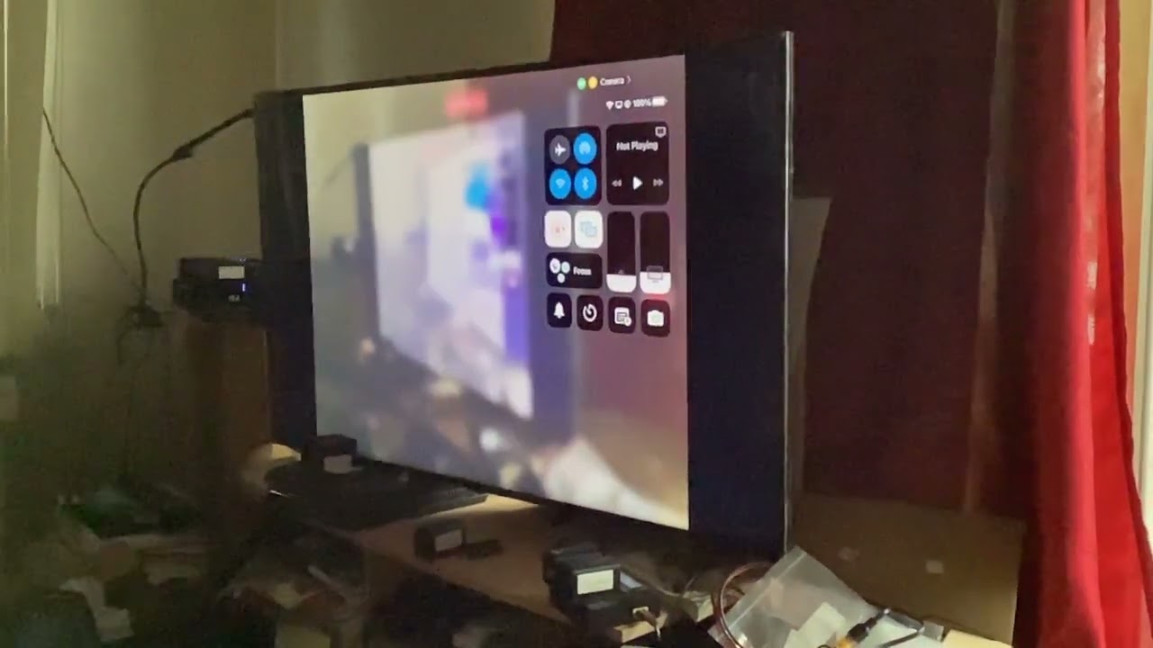Screen mirroring (iPad to TV)