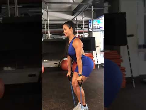 S-curve bodyweight circuit moments @lucecitaecheverria