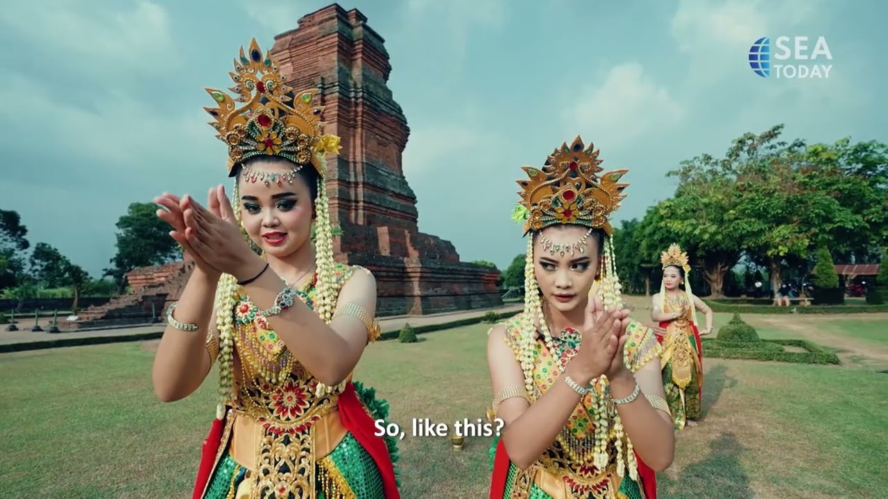 See Indonesia: Retrace History (Mojokerto)