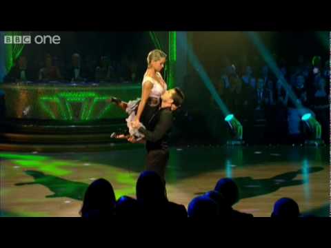 Semi Final: Chris Hollins' Argentine Tango