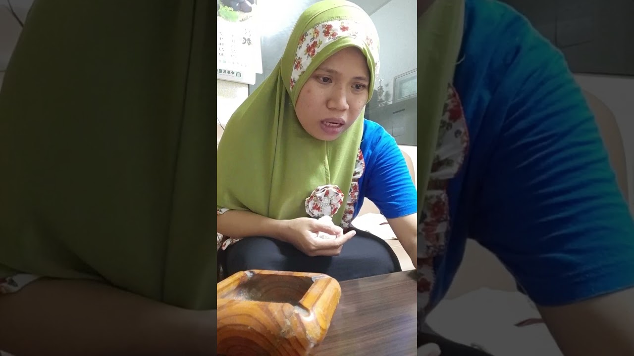 SENDAWA perut mual disambi fon mamak