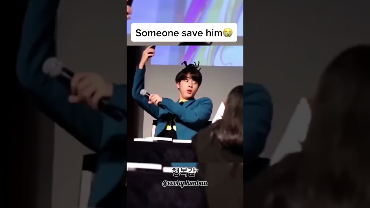 Seokjin is so cute when he's surprised #jin #jinhit #BTS #BTSFUNNY