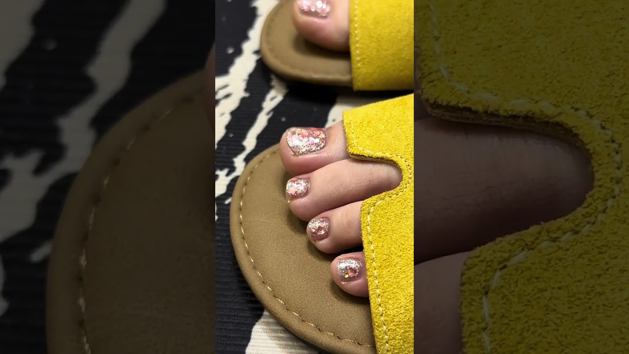 Sequin Pedicure 💗| Sparkly Toenail Art for Glam Summer Feet ✨  #chictoes #foot #footglow #toenailart