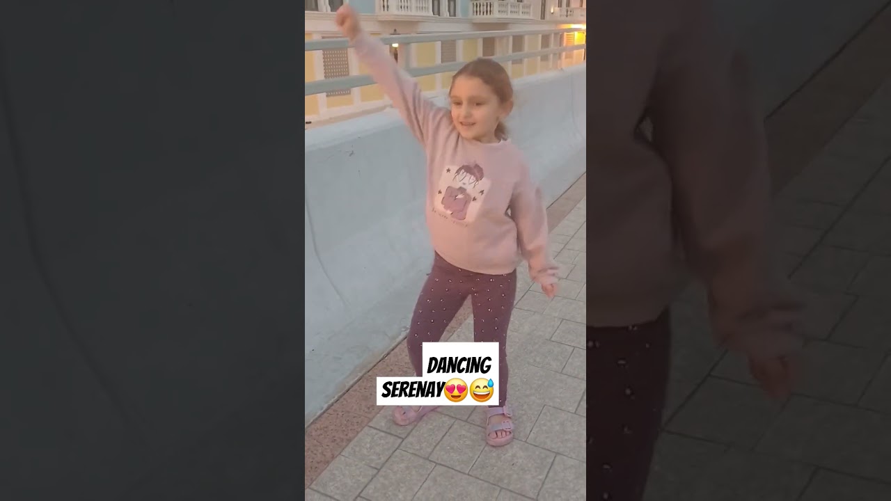 Serenay is dancing #views_viral_video_subscribers_grow
