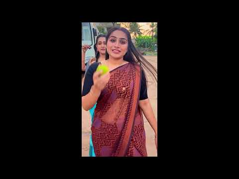 Serial Actress Salma Arun Navel