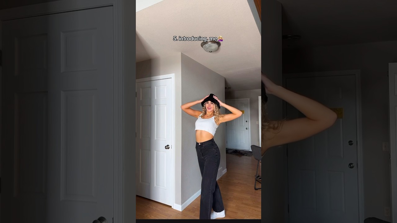 seriously the cutest poses for girls!🫶🏼✨ #shorts #photography #pose #instagram #girl