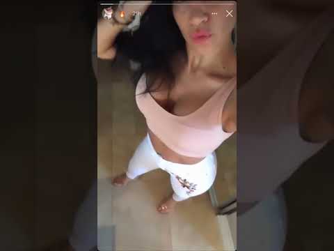 SERPİL CANSIZ BEYAZ PANTOLONU VE FİZİĞİ İLE GÖZ KAMAŞTIRIYOR | ÜNLÜ MANKEN #SERPİLCANSIZ | 🔥