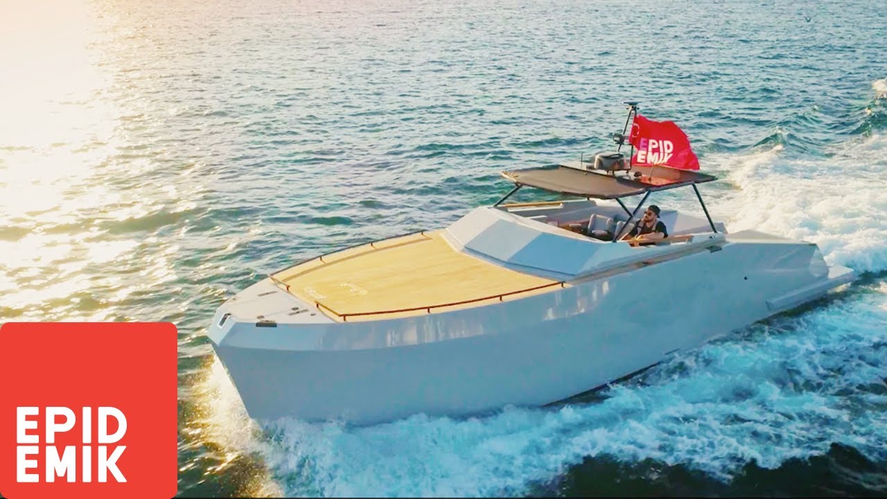 Server Uraz - Bahamalar (Official Video)
