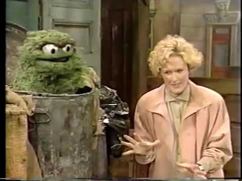 Sesame Street   Glenn Close Talks to Oscar