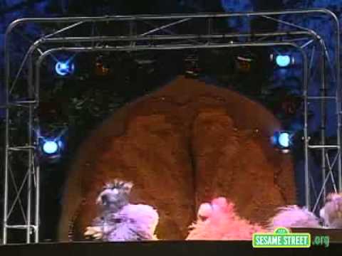 Sesame Street - Cracking Nuts