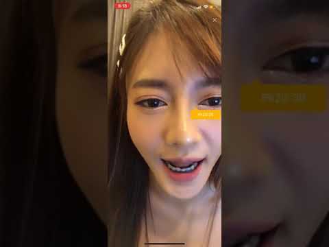 Sexy girl play Bigo Live