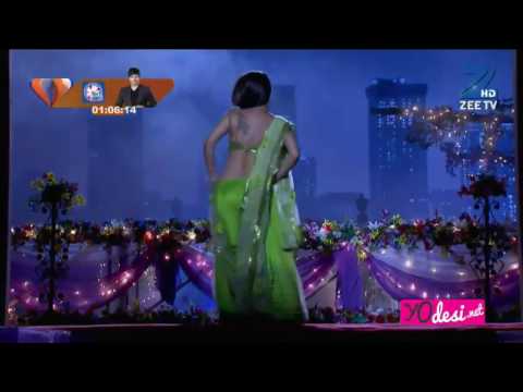 Shagun Ajmani Seductive Dance Move