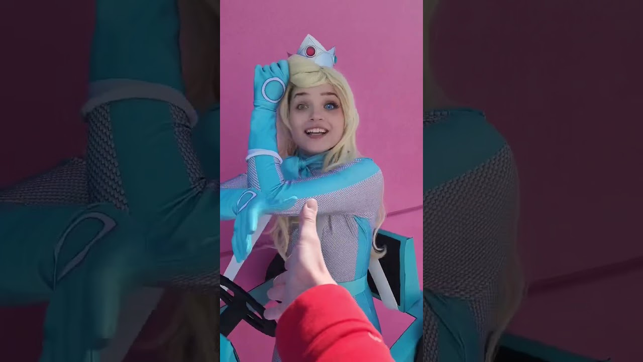 Shake my hand in character Mario Kart version - Peach, Daisy, Rosalina, Waluigi 🏎️🏆🏁