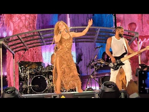 Shakira - La Bicicleta / La Tortura (live) - Charlotte,  NC 5/13/2025