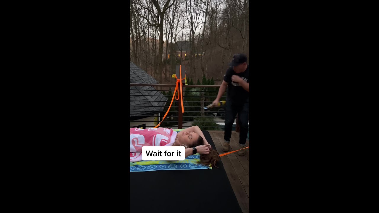 SHE HAD NO IDEA!!!😳😂 #fyp #prank #girl #swimsuit #tanning #ComeDanceWithMe
