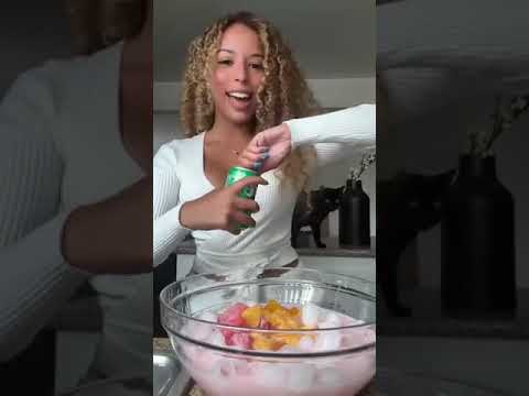She Mixed Eggs, Onions & Pepper… You Won’t Believe What Happened Next! #EasyRecipe #Q #CamilaCooks