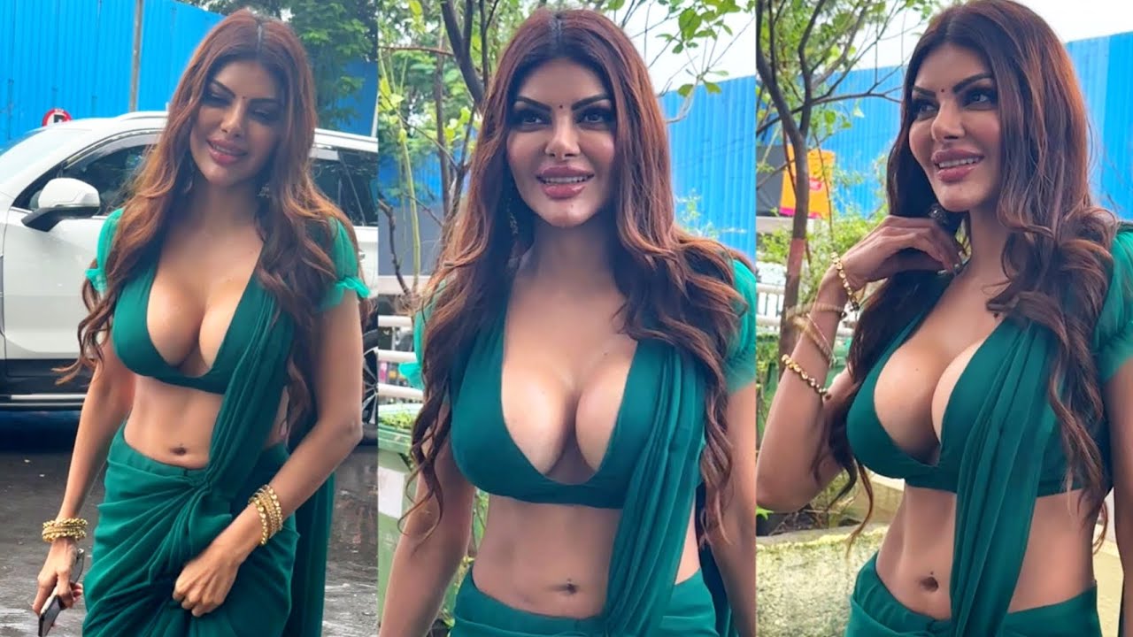 Sherlyn Chopra Slays in Hot Saree as she was seen at Juhu PVR 😍🔥📸
