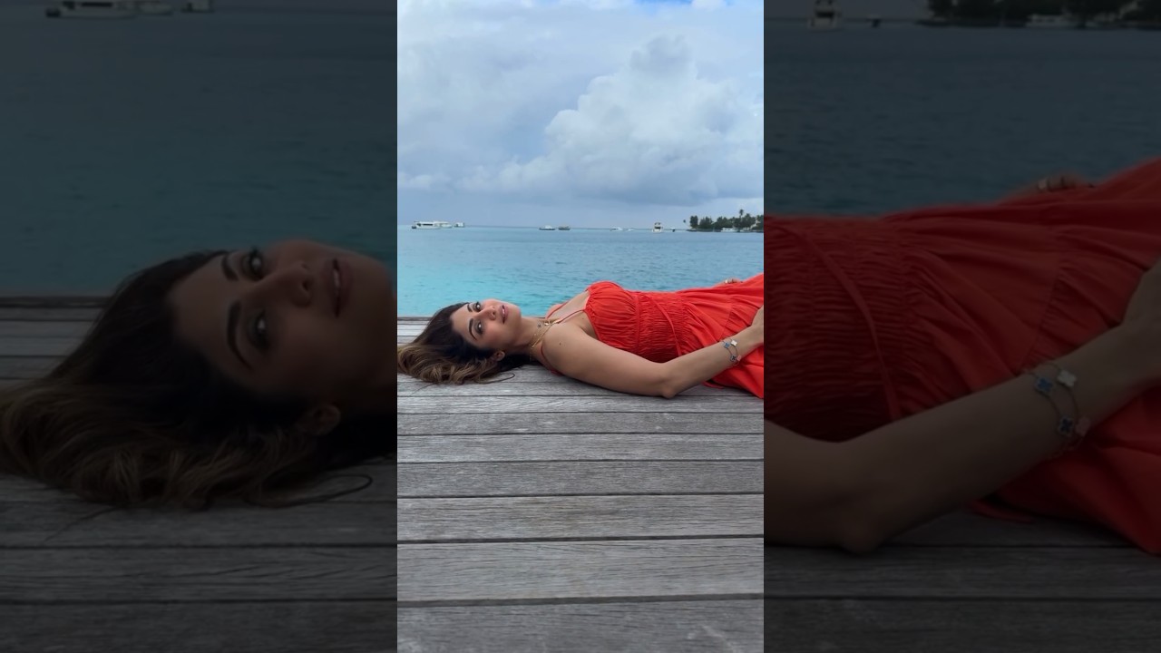 Shilpa Shetty's HOT avatar by the beach in Maldives 🔥🤩 #shorts #shilpashetty