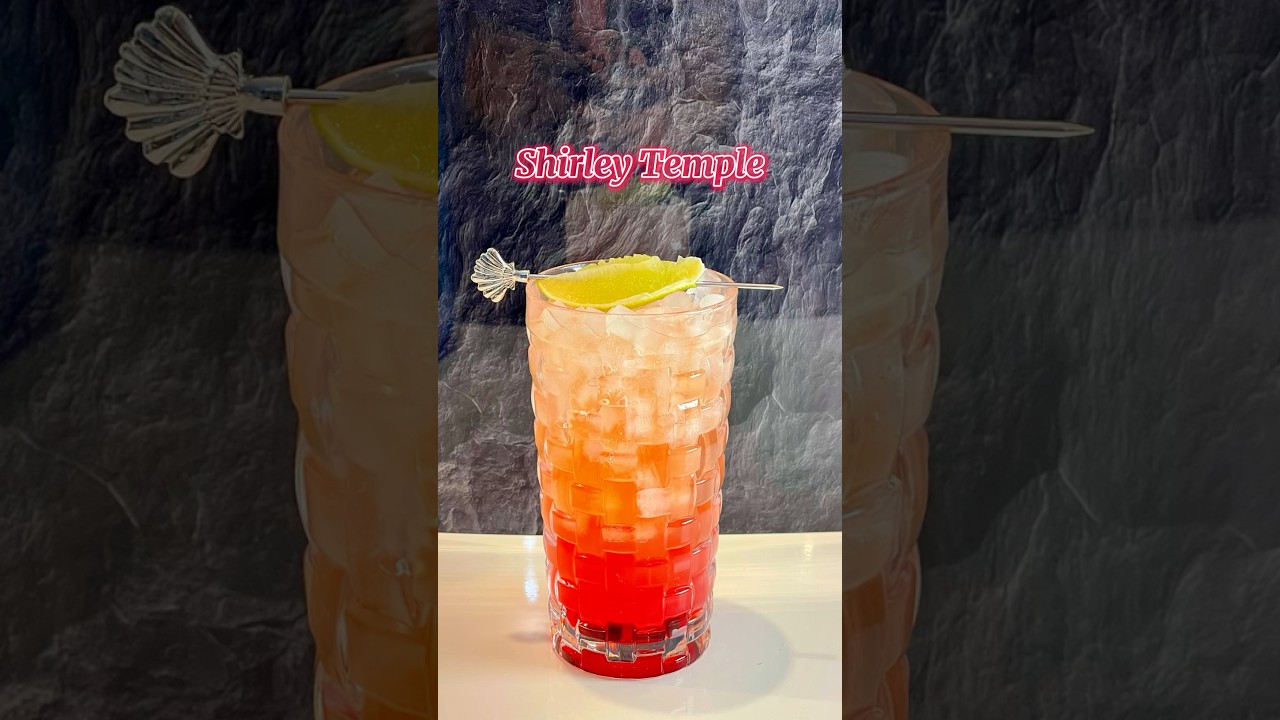 Shirley Temple (a classic alcohol free delicious drink) Recipe in the comments 👇 #mocktail #drinks