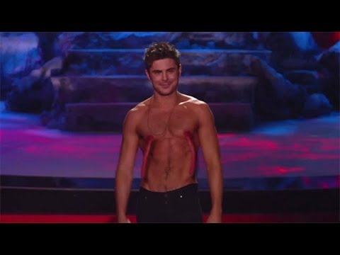 Shirtless Zac Efron Shows Off Great Bod