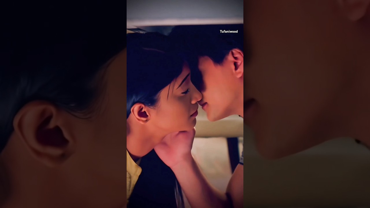 Shivangi Joshi (Naira) & Mohsin Khan romantic scenes kissing. Yeh Rishta Kya Kehlata Hai #shivangi