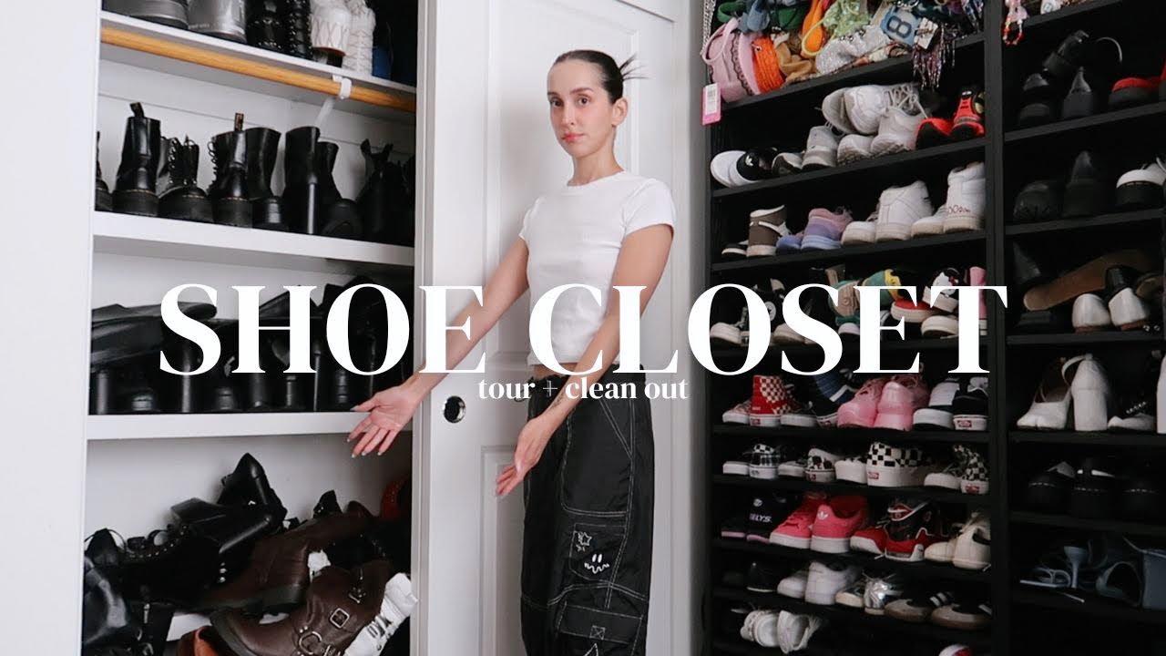 SHOE COLLECTION♡ trying on all my shoes + clean out