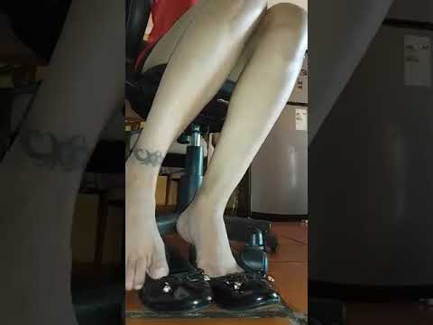 Shoeplay flats candid shoeplay 12345(3)
