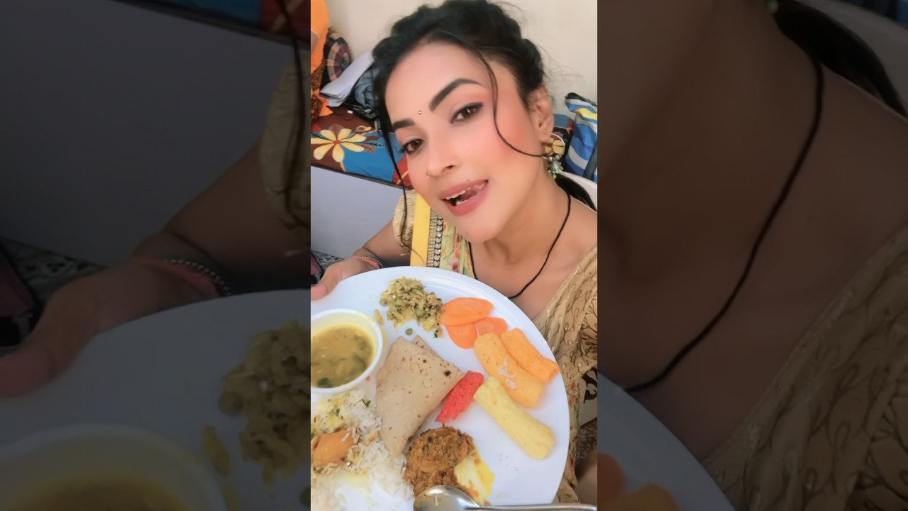 Shooting food /mahi kamla #foodlover #eating #foodie #reels #asmr #mukbang #vegthali -#indianfood