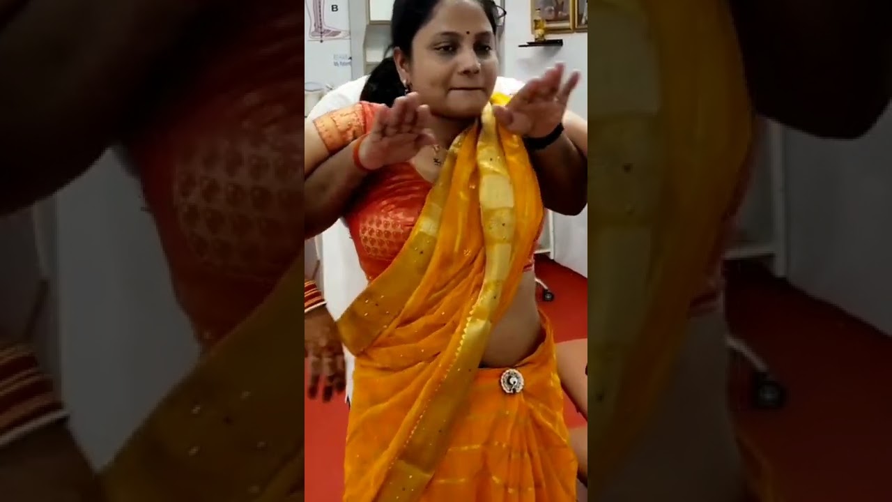 #shorts #actress #dance #aunty #hot