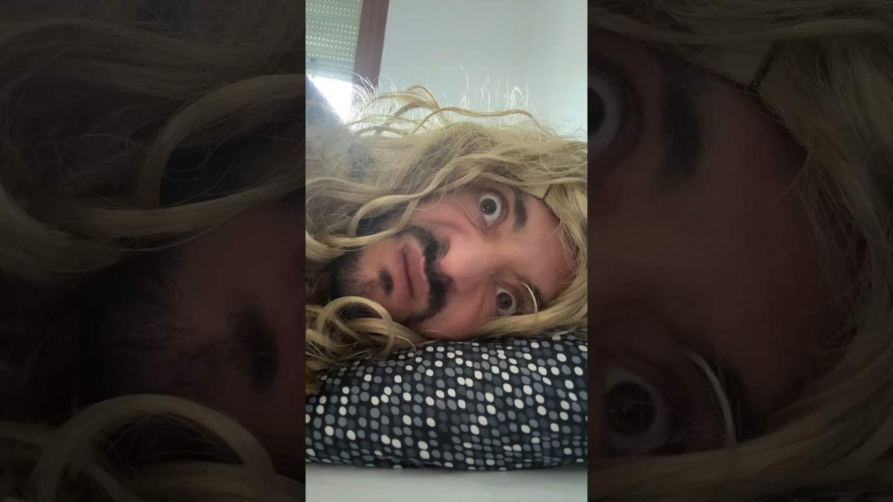 #shorts Little Brother makes her mother angry #mercuri_88 #funny #littlebrother #angry #comedy