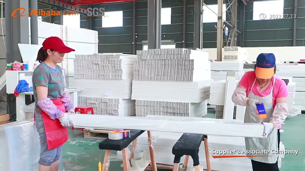 Showtech PVC fence manufacturer