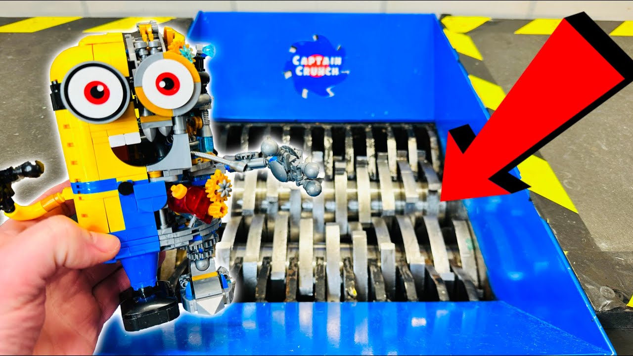 SHREDDER VS MINION LEGO ROBOT