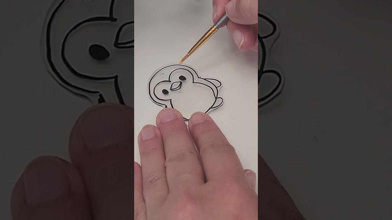 Shrinky Dink keychains trace an image and paint the back #easycraft