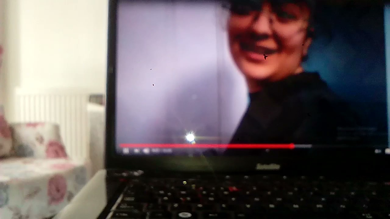Sihirli. Maskeli. Adam. İle. Evden. Kaçtık.  Bilgiseyar. Film